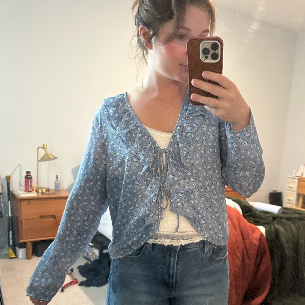 Abercrombie Blue Floral Tie-Front Blouse